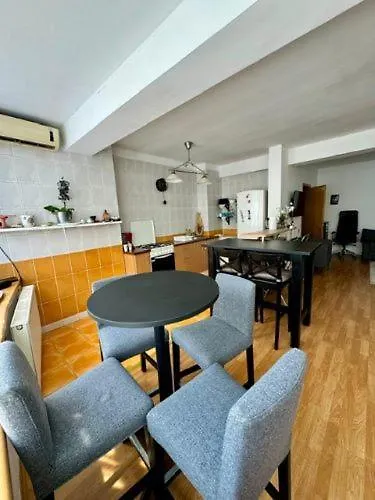 Apartmán 1 In Centrul Orasului - Unirii Fantanii